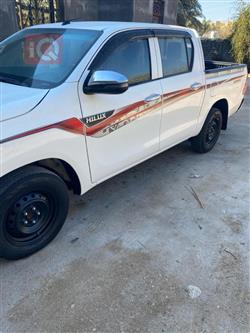 تۆیۆتا هایلۆکس